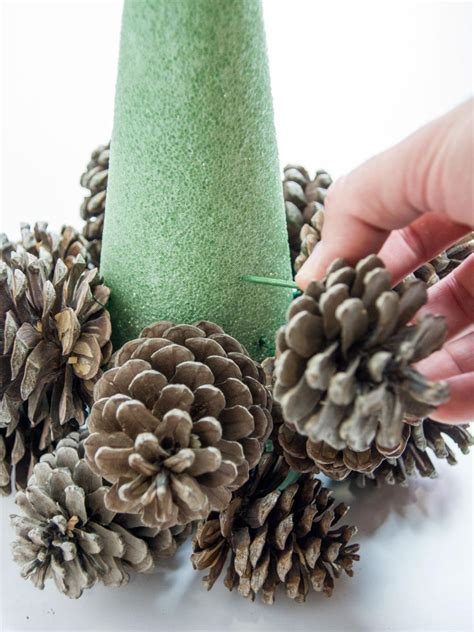 Easy Diy Christmas Pine Cone Decor That Will Amaze Everyone