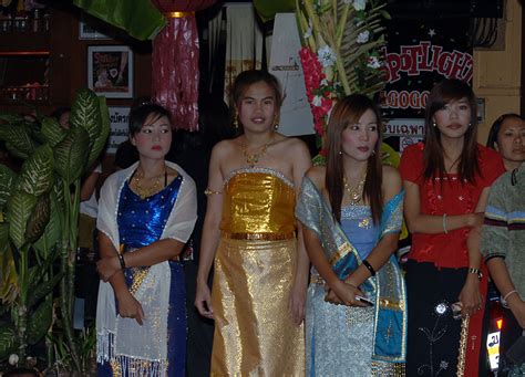 Frogblog Thaidings That Old Chestnut Farang Men Thai Girls