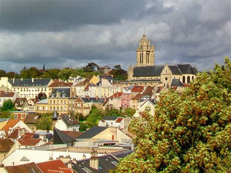 Pontoise, una bella localidad cercana a París