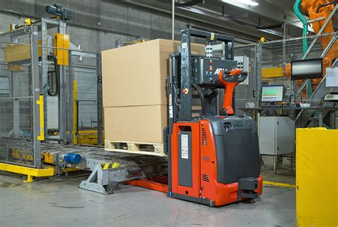 Automated guided forklifts and machines from AGV Scandinavia