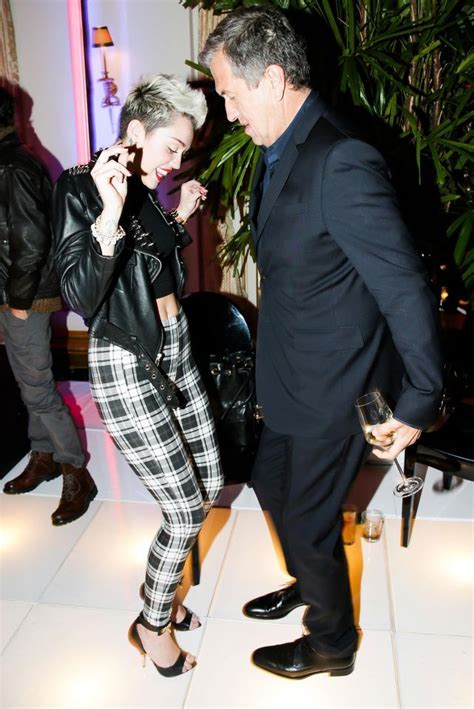 Mario Testino Parties With Miley Cyrus In La At His Exhibition At Prism