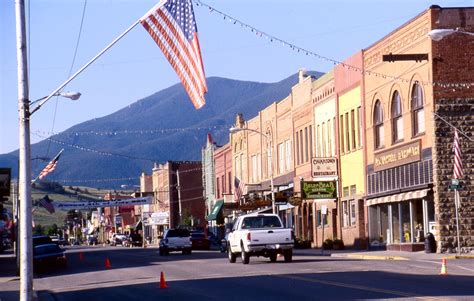 File:Red Lodge Main Street July 2000.jpg - Wikimedia Commons