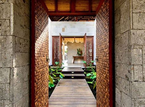 Modern Tropical Pathway Saya Villa Canggu Bali Hg Architects