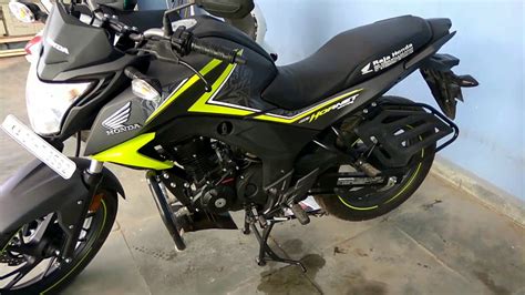 A simple recipe popular with novices, commuters and even experienced riders, the middleweight hornet remained in production until 2013. honda hornet cb160r @ special edition - green color. - YouTube