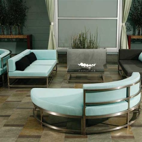 Placing patio furniture in a commercial space is a great way to spice up any location. Modern Patio Furniture with Chic Treatment for Fancy House ...