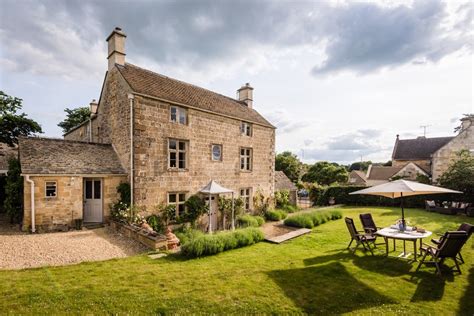 Luxury Self Catering Cottage Near Cheltenham In The Cotswolds