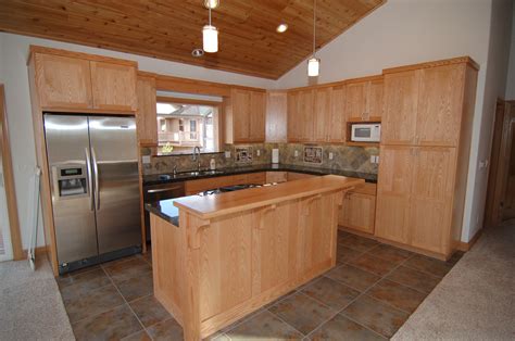 What Kind Of Wood Should You Choose For Your Kitchen Cabinets? - Aspen