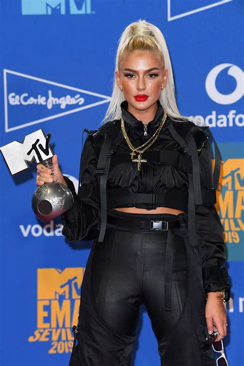 LOREDANA At MTV Europe Music Awards In Seville 11 03 2019