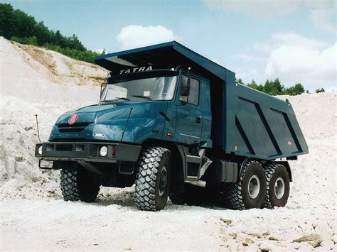 Tatra 163