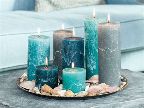 Fiori e giardinaggio, consigli e idee per arredare il giardino, curare fiori e piante, arredo di balconi e terrazze, schede piante e news su animali e razze. Idee per arredare casa con il turchese | Decorazioni ...
