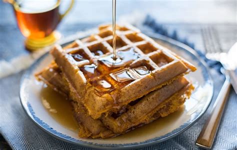 Easy Pumpkin Waffles With Bisquick Treat Dreams