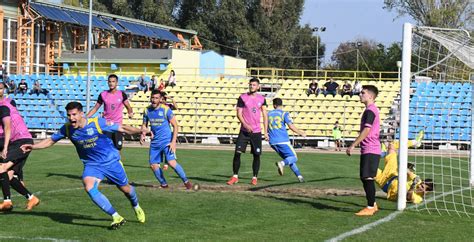 Liga 2 2021/2022 live scores on flashscore.com offer livescore, results, liga 2 standings and match details (goal scorers, red cards, …). Unirea Slobozia, trei puncte obligatorii cu Viitorul Ianca ...