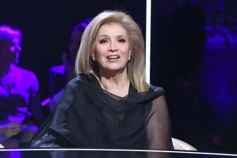 Profilo ufficiale di iva zanicchi. IVA ZANICCHI GUARITA DAL COVID E' TORNATA A CASA