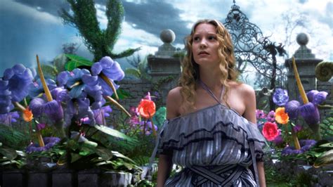 Alice In Wonderland Recensione Del Film Disney Di Tim Burton