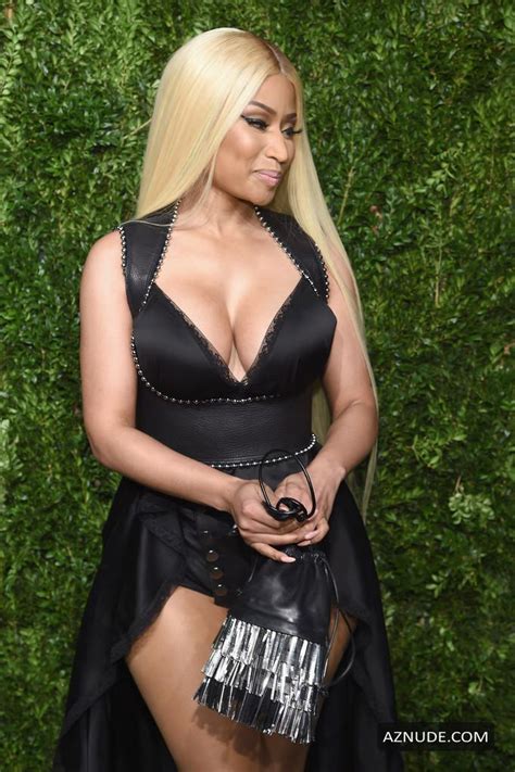 Nicki Minaj Sexy Rapper Shows Off Her Hot Boobs At The Cfda And Vogue Fashion Fund Awards In Ny