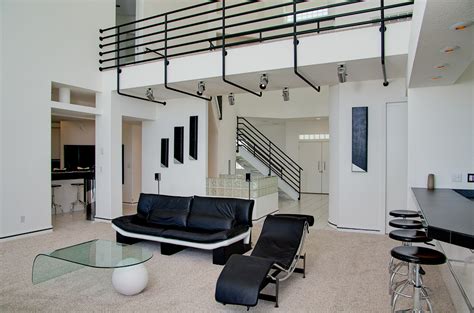 » interior JRSphotos.com '80s design, its extension to the '90s, modern art influenced by it, and everything related to it.