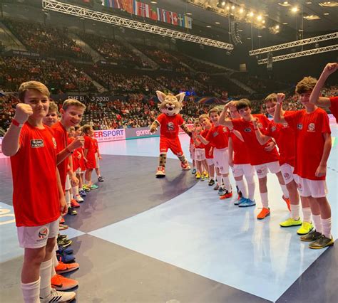 Chronologischer spielplan der em 2021 (euro 2020). Schüler bei der Handball EM 2020 - Erzbischöfliches ...