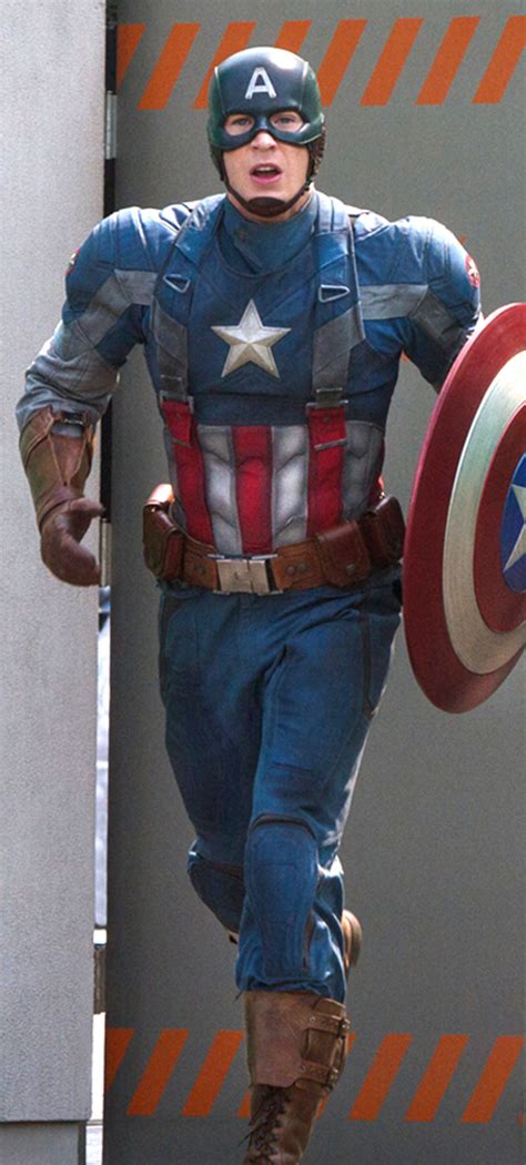 Découvrez Lévolution Du Costume De Captain America Au Fil De Ses