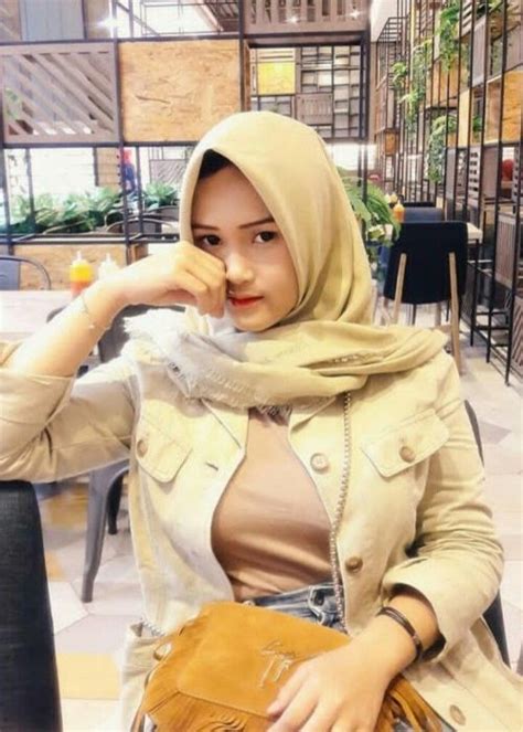 Muslimah Cantik Muslimah Cantik Yg Menggairahkan Gadis Berjilbab