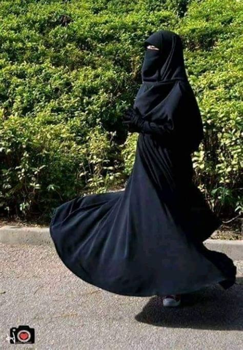Pin By Sarah Hashim On Niqab Arab Girls Hijab Beautiful Hijab Girl Hijab