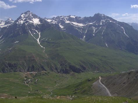 Filehigh Tajik Mountains