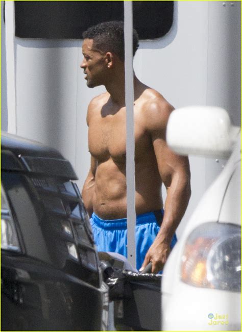 will smith shirtless fighting moves for focus photo 2951720 shirtless will smith