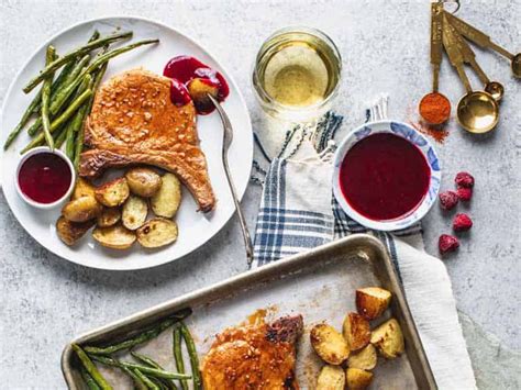 How to prepare pork tenderloin sheet pan dinner green beans