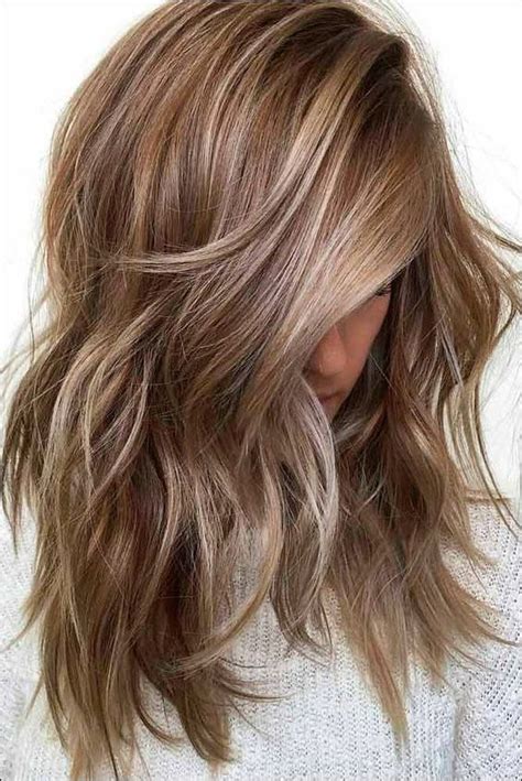 And it's that versatility that makes blonde hair so. 8 Shades of Golden Blonde Hair Color | Dark blonde hair ...