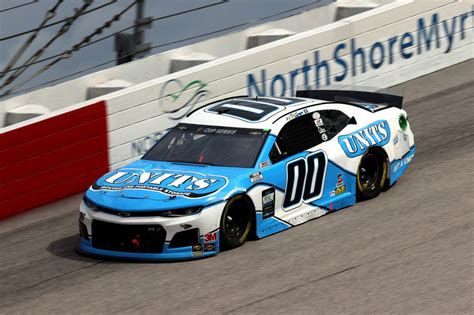 Goodwrench agreed, and black became earnhardt's color. Folds of Honor QuikTrip 500 Paint Schemes - The Black Flag