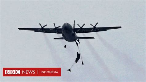 Dengan passion akan scale dan aeromodelling, bahan sederhana bisa diolah jadi pesawat rc yang lumayan membanggakan. Pesawat Hercules TNI AU jatuh, belasan korban dievakuasi - BBC News Indonesia