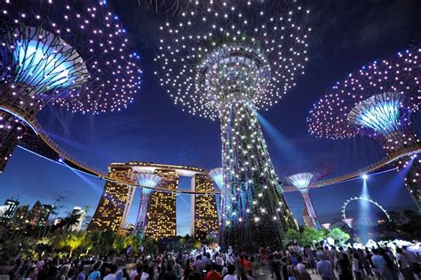 10 Top Tourist Attractions In Singapore Watch Video Here