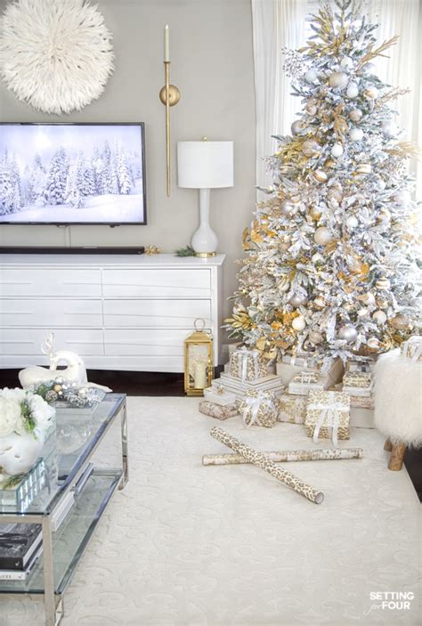 Elegant Crystal Gold And White Christmas Tree Decor Setting For Four