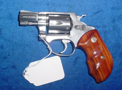 Smith And Wesson Model 631 32 Handr Magnum Stainless Revolver Rare