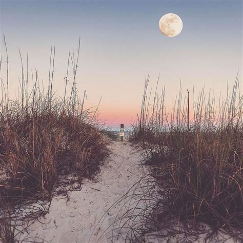 Sunset With A Full Moon On Beautiful Florida Beach Florida Beaches