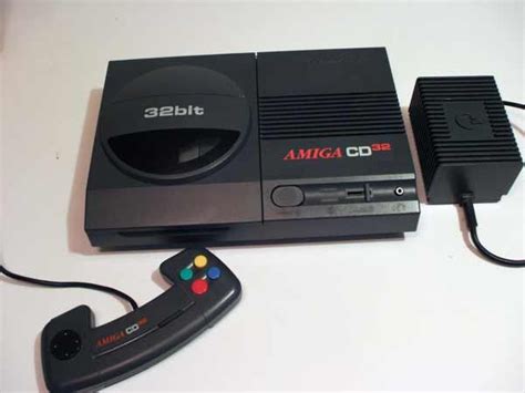 Commodore Amiga Cd32 1993 Console De Jeux Video Arcade Rétro