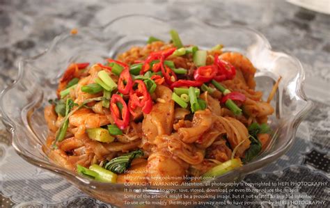 I give 8/10 rating, just their drink is ordinary. Hepi Cook Mum: Kueh Teow Goreng