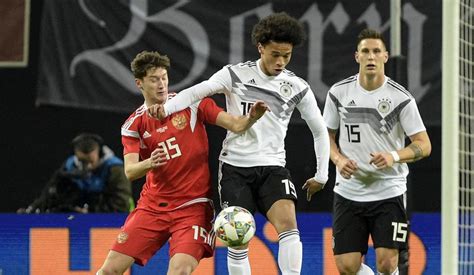 La selección de alemania se medirá al equipo de deportistas de rusia (oar) en la final del torneo masculino de hockey sobre hielo de los. Alemania vs Rusia 3-0 Goles Video Resumen Mejores jugadas ...