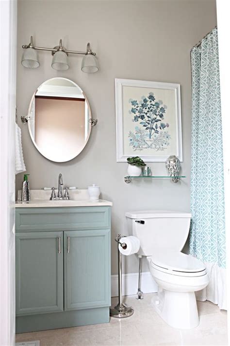 There is no doubt that in any tiny space or room, white is the color that we most often turn to. 31 Small Bathroom Design Ideas For Lovely Home | Interior God