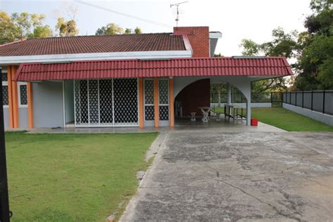 Welcome to port dickson holiday bungalows. InapDesa - Port Dickson Beach Holiday Bungalow