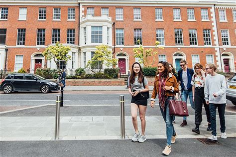 Campus Tours Meet Us About Queen S University Belfast