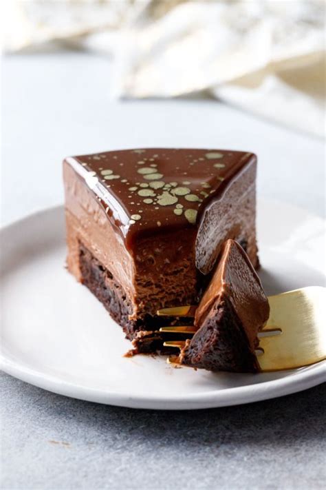I tried making chocolate mousse in the past (with a different recipe) and failed, so i was a bit scared to give it a go again. Nutella Brownie Mousse Cake with Milk Chocolate Mirror ...