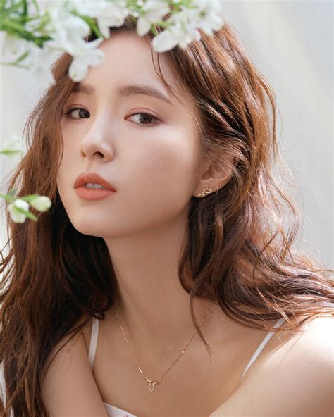 most beautiful shin se kyung korean model beautiful actresses korean actors kdrama beauty