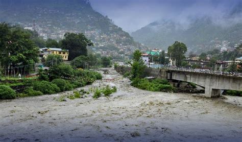 Flash Floods Sikkim Live Update 23 Indian Army Soldiers Gone Missing