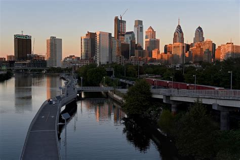 10 Best Places To View The Philadelphia Skyline