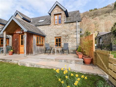 Larch Cottage Aberfeldy Dog Friendly Holiday Cottage In Perthshire
