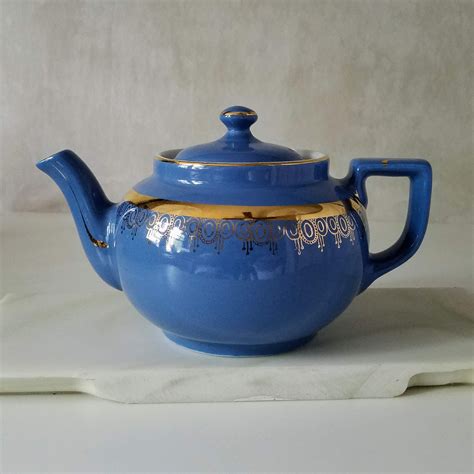 Hall Teapot Blue And Gold 6 Cup Porcelain Teapot Made In The Usa Mid