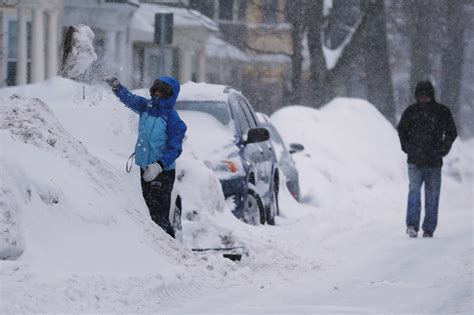 Images From Latest Boston Snow Storm Feb. 2015 | NWC