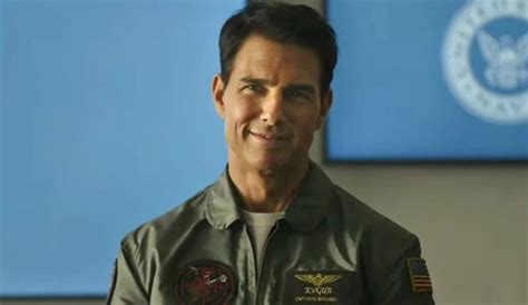 tom cruise es leyenda en el espectacular tráiler de top gun maverick