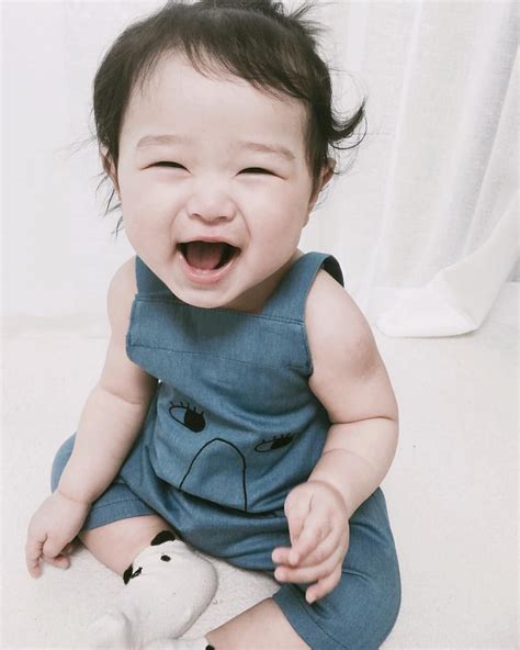 Check spelling or type a new query. @by_uree on Instagram: "#유준 나무 자지러 지게 울더니 이유식도 아니다 분유도 아니다 ...