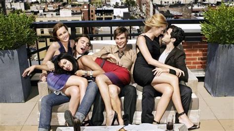 Gossip Girl V Obnoveném Seriálu Se Vrátí Kristen Bell Jako Vypravěčka Fandíme Seriálům